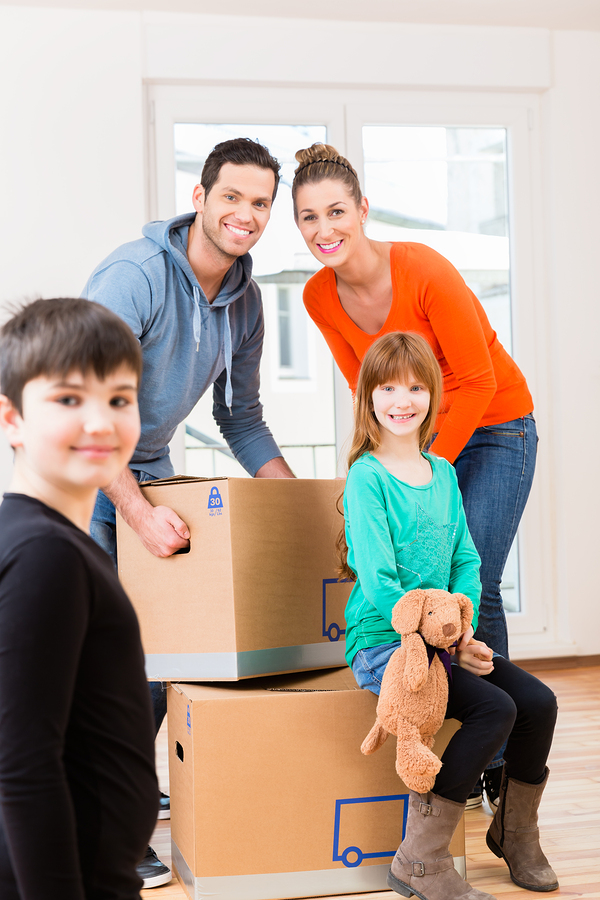 Dwellworks Living - Corporate Housing Solutions - vertical family moving